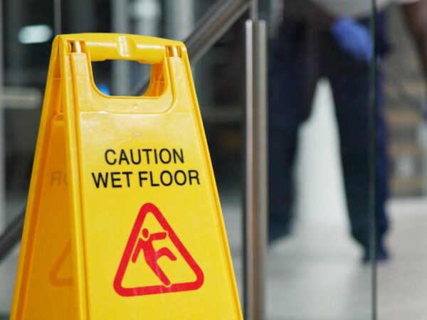 Are Commercial Cleaning Services a Good Investment for Your Company?
