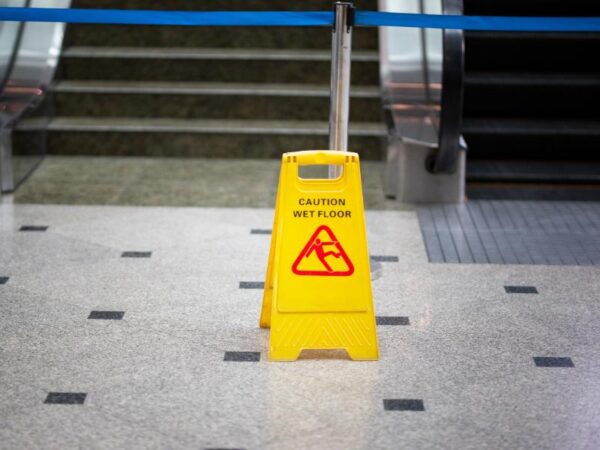 Professional Janitorial Services Keep Bowling Green, OH Businesses Ready for Every Workday